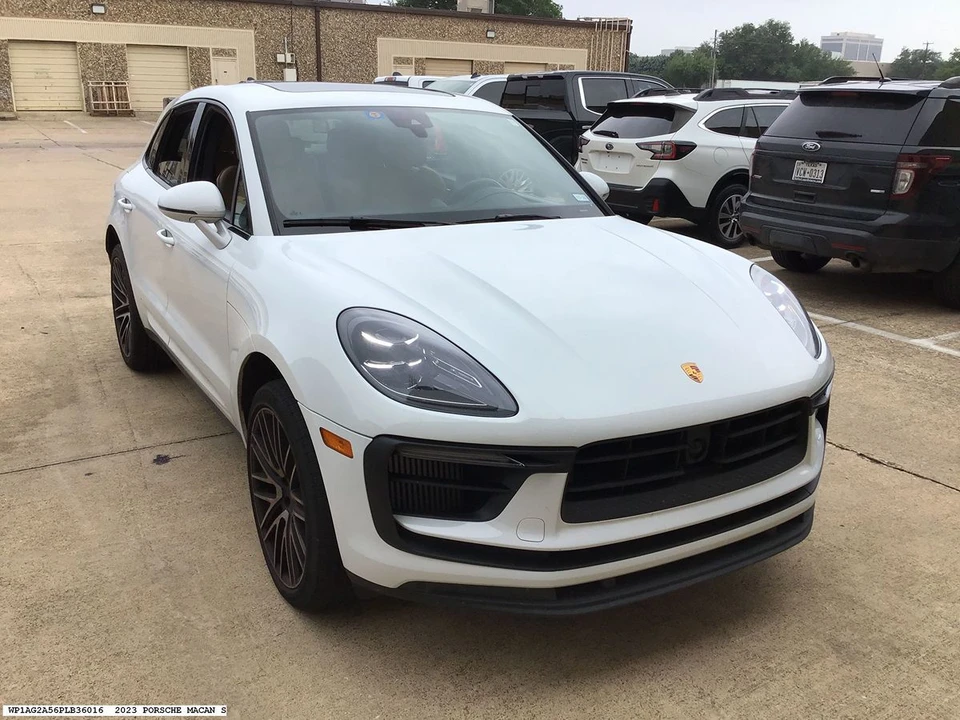 2023 Porsche Macan S - Image 6 of 24